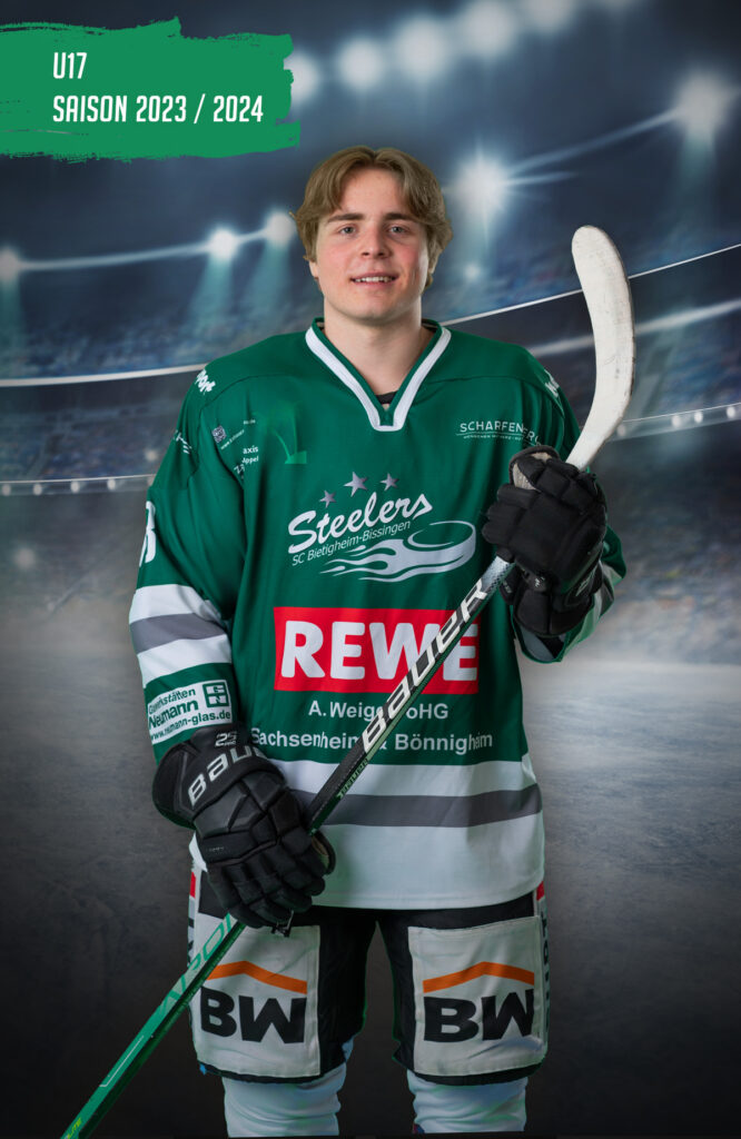 Eishockeyspieler im Trikot beim Fototag – professionelles Spielerportrait